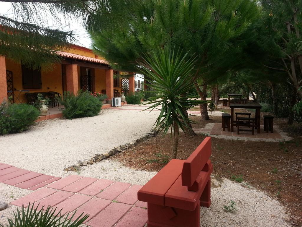 Agriturismo La Barca In Secca Olmedo Exterior photo