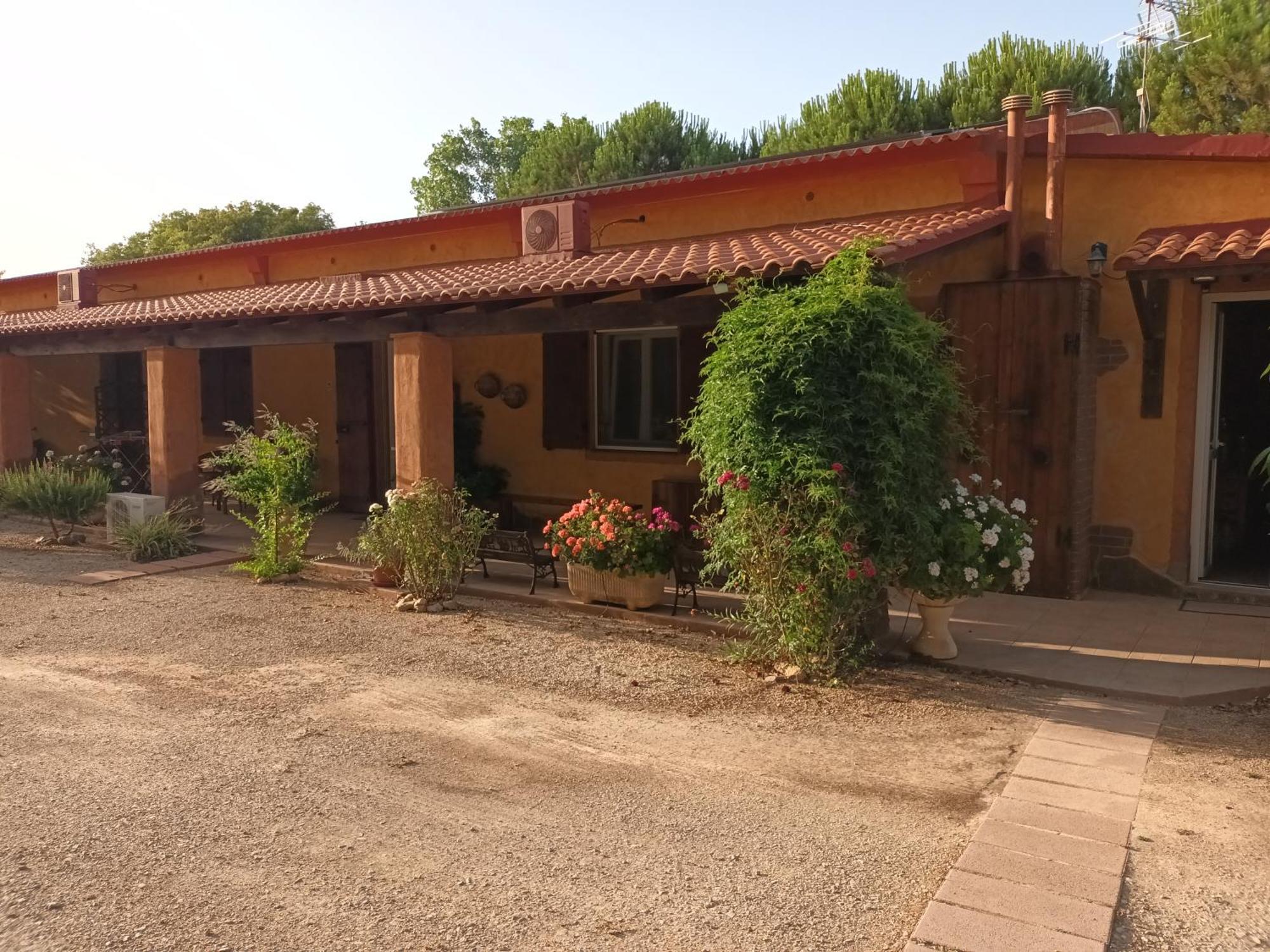 Agriturismo La Barca In Secca Olmedo Exterior photo