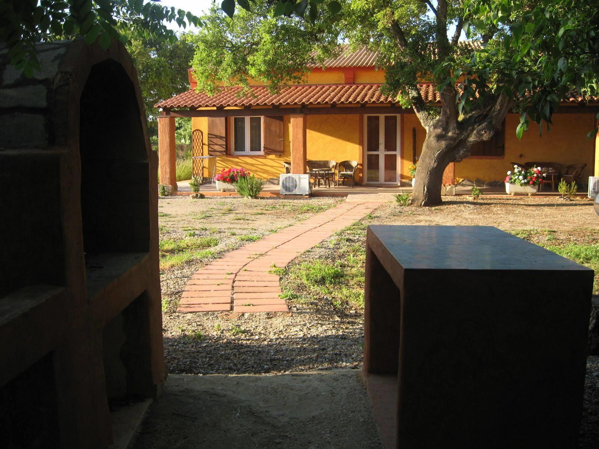 Agriturismo La Barca In Secca Olmedo Exterior photo